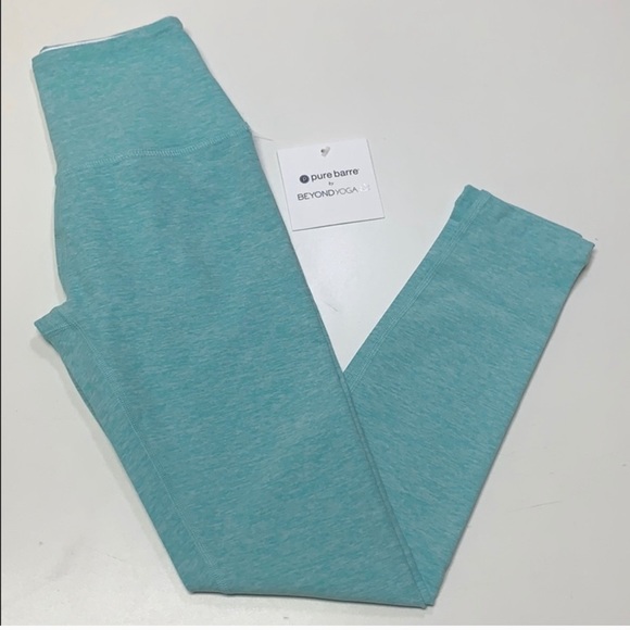 Pure Barre Pants - NWT Pure Barre Beyond Yoga Spacedye Legging Island